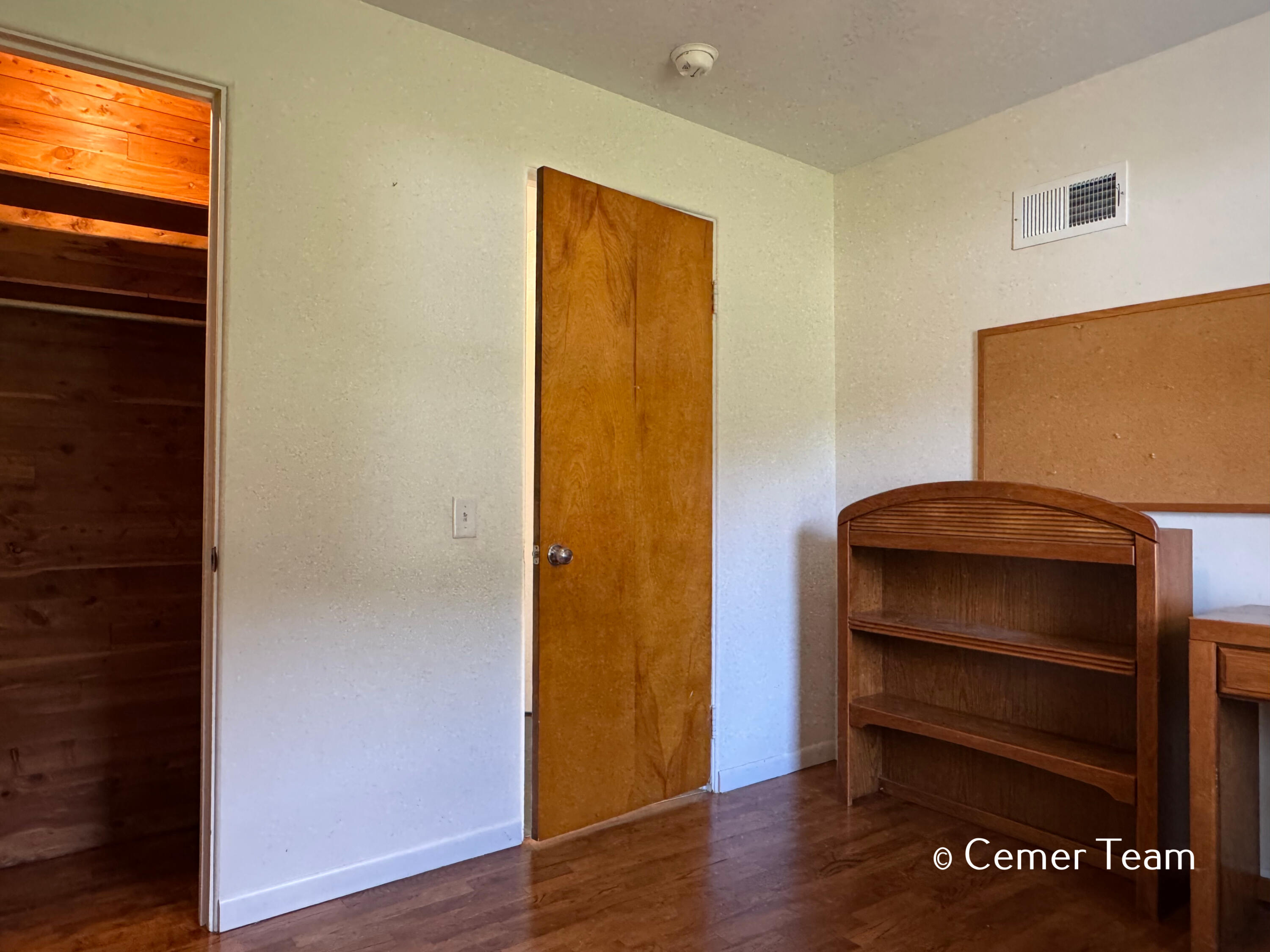 1926 Shettler Road Muskegon MI 49444