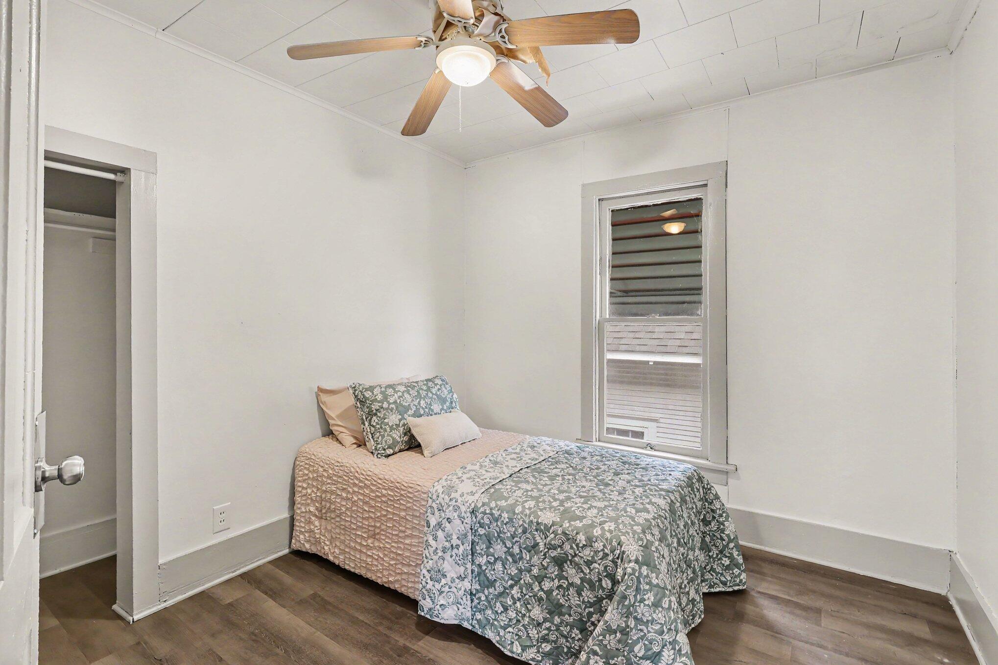 119 E Isabella Avenue Muskegon MI 49442