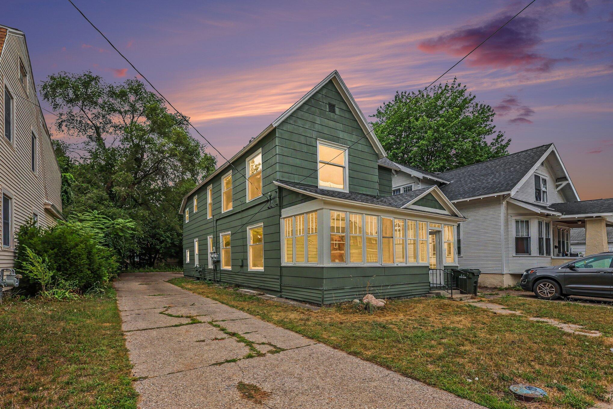 119 E Isabella Avenue Muskegon MI 49442