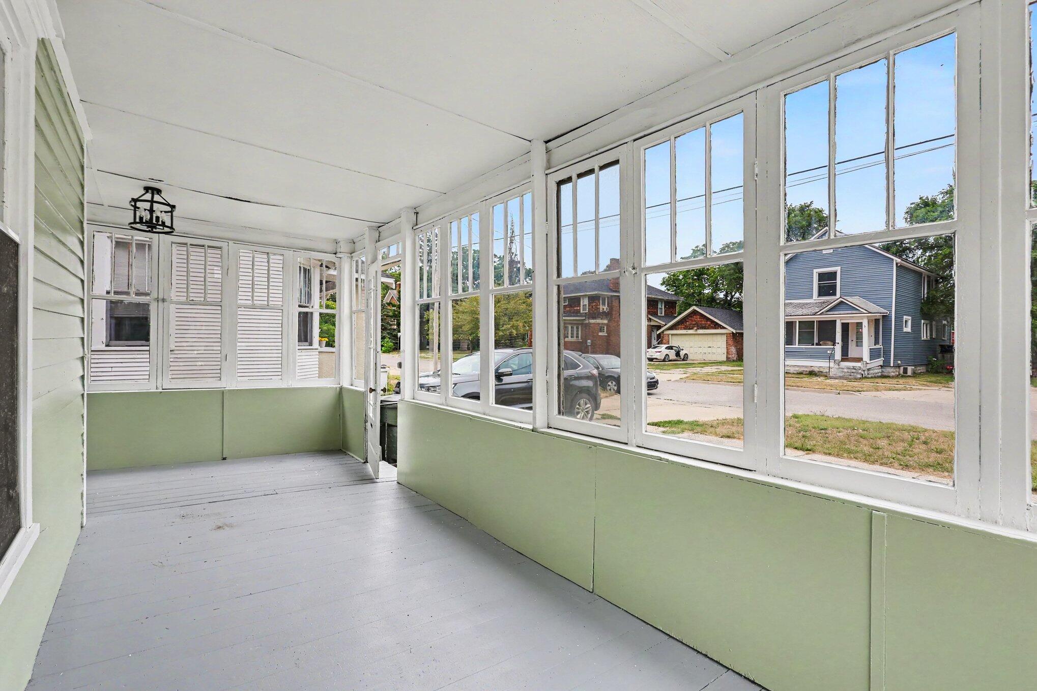119 E Isabella Avenue Muskegon MI 49442