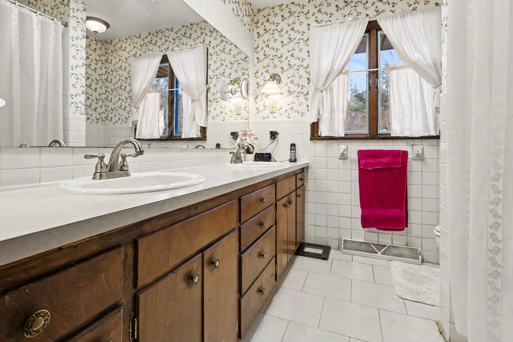 55835 Davis Lane Dowagiac MI 49047