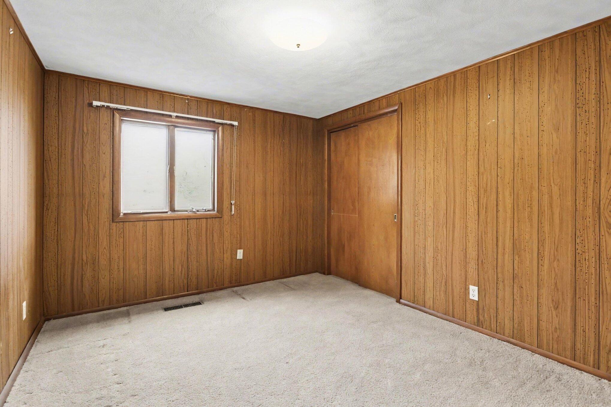 55835 Davis Lane Dowagiac MI 49047