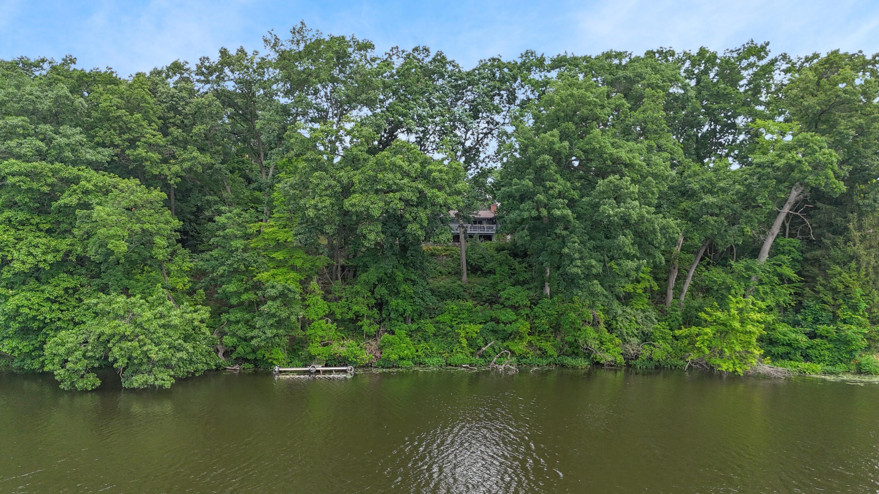 55835 Davis Lane Dowagiac MI 49047