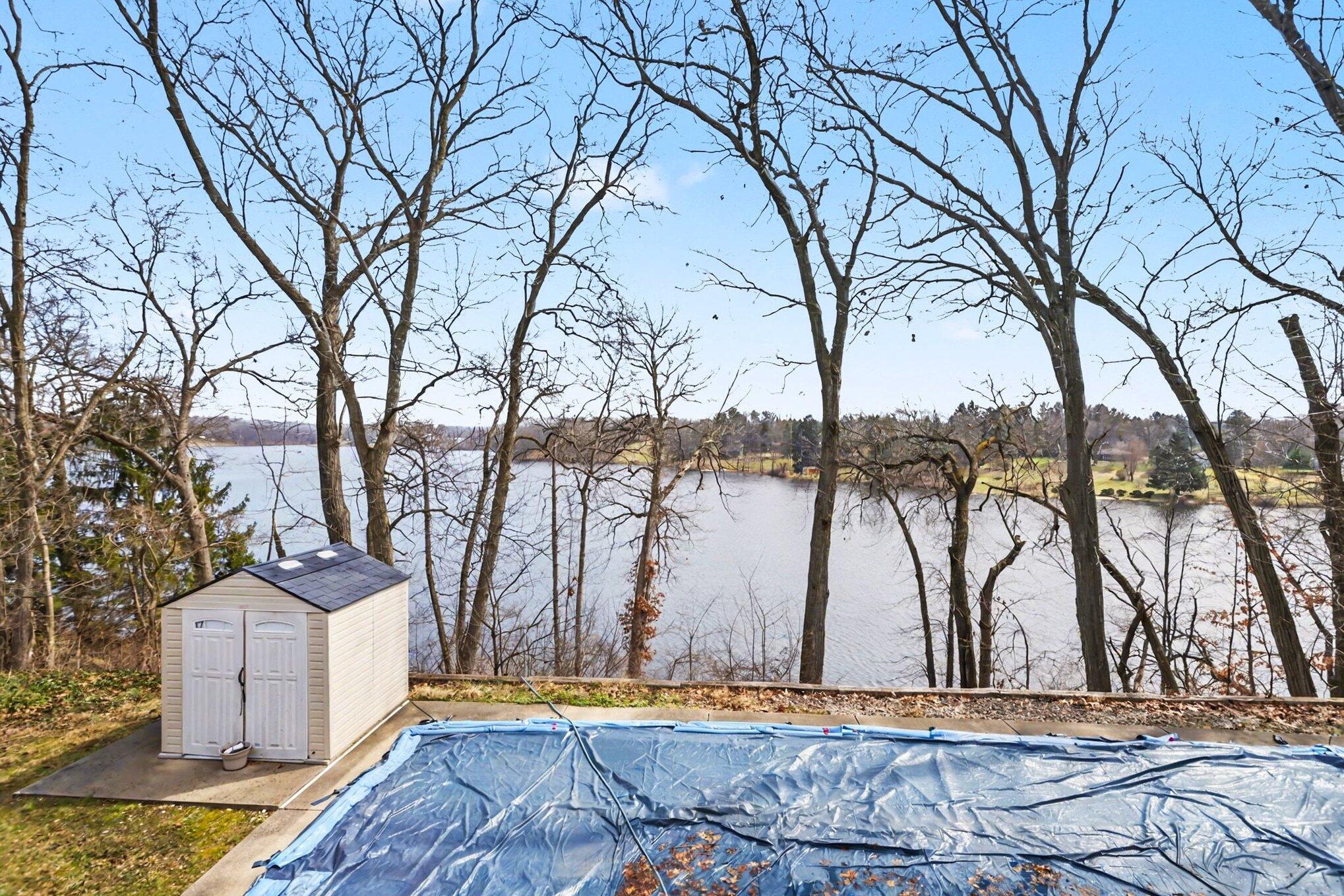 55835 Davis Lane Dowagiac MI 49047