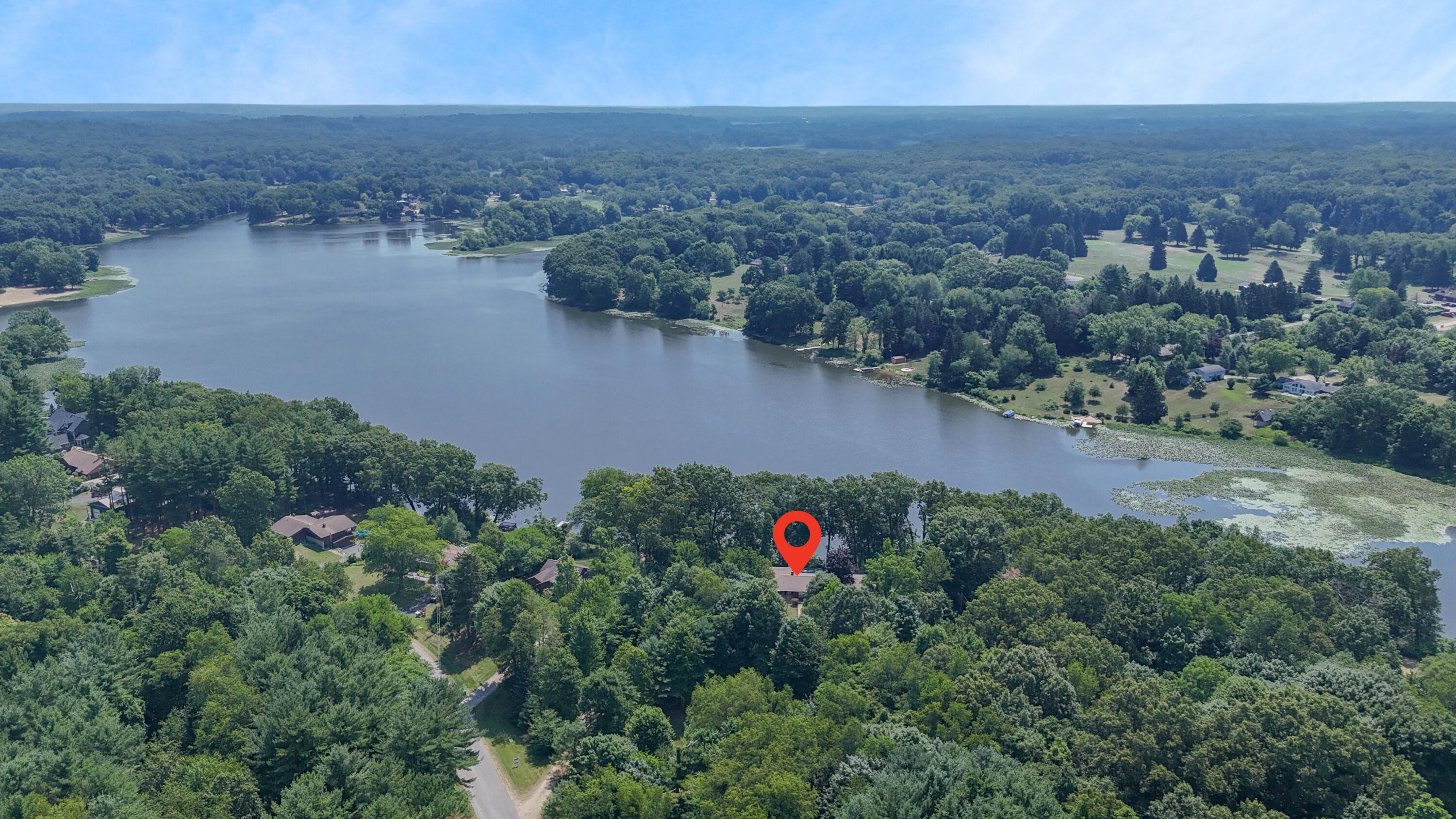 55835 Davis Lane Dowagiac MI 49047
