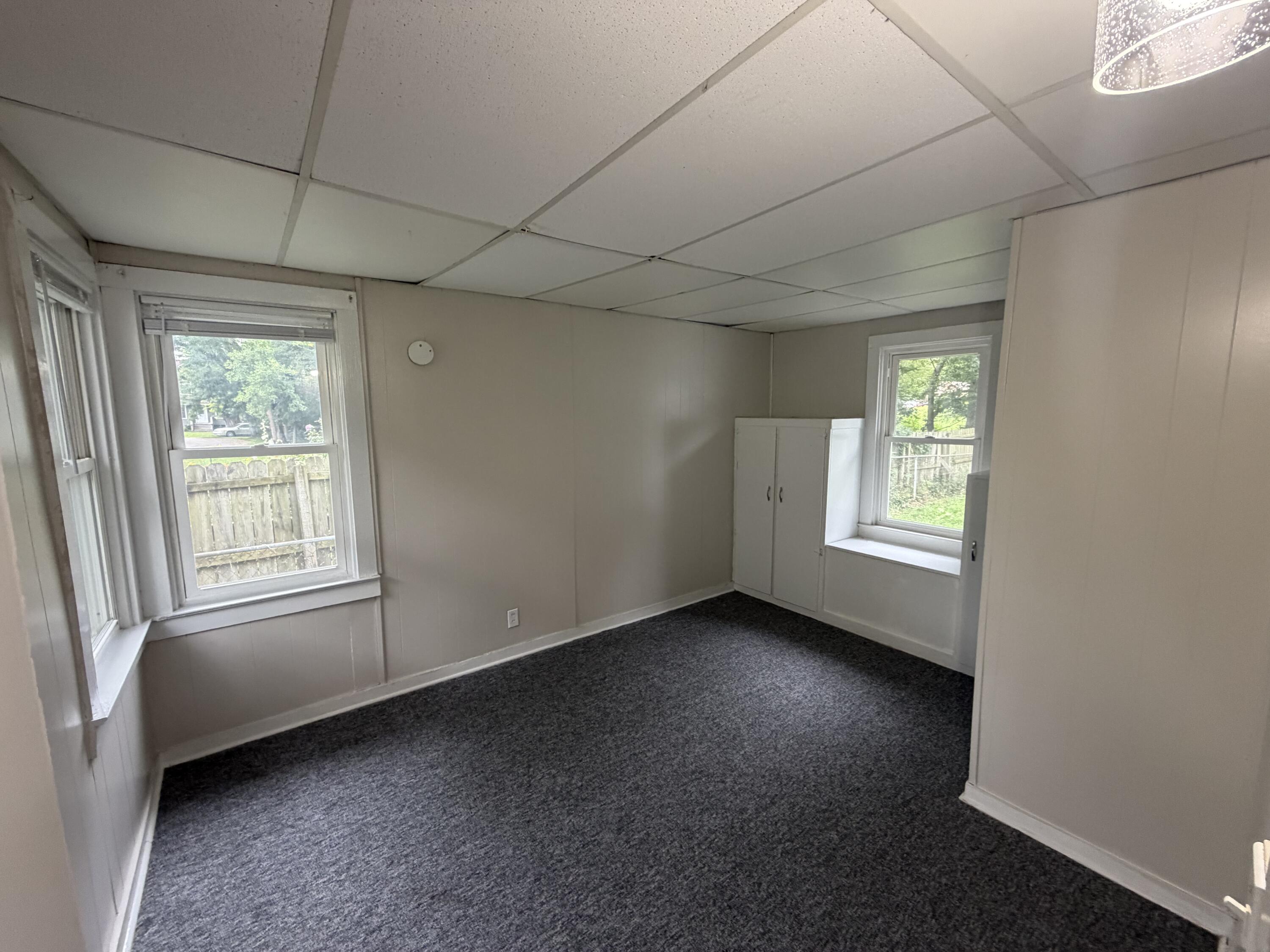 931 Pomeroy Street Kalamazoo MI 49001