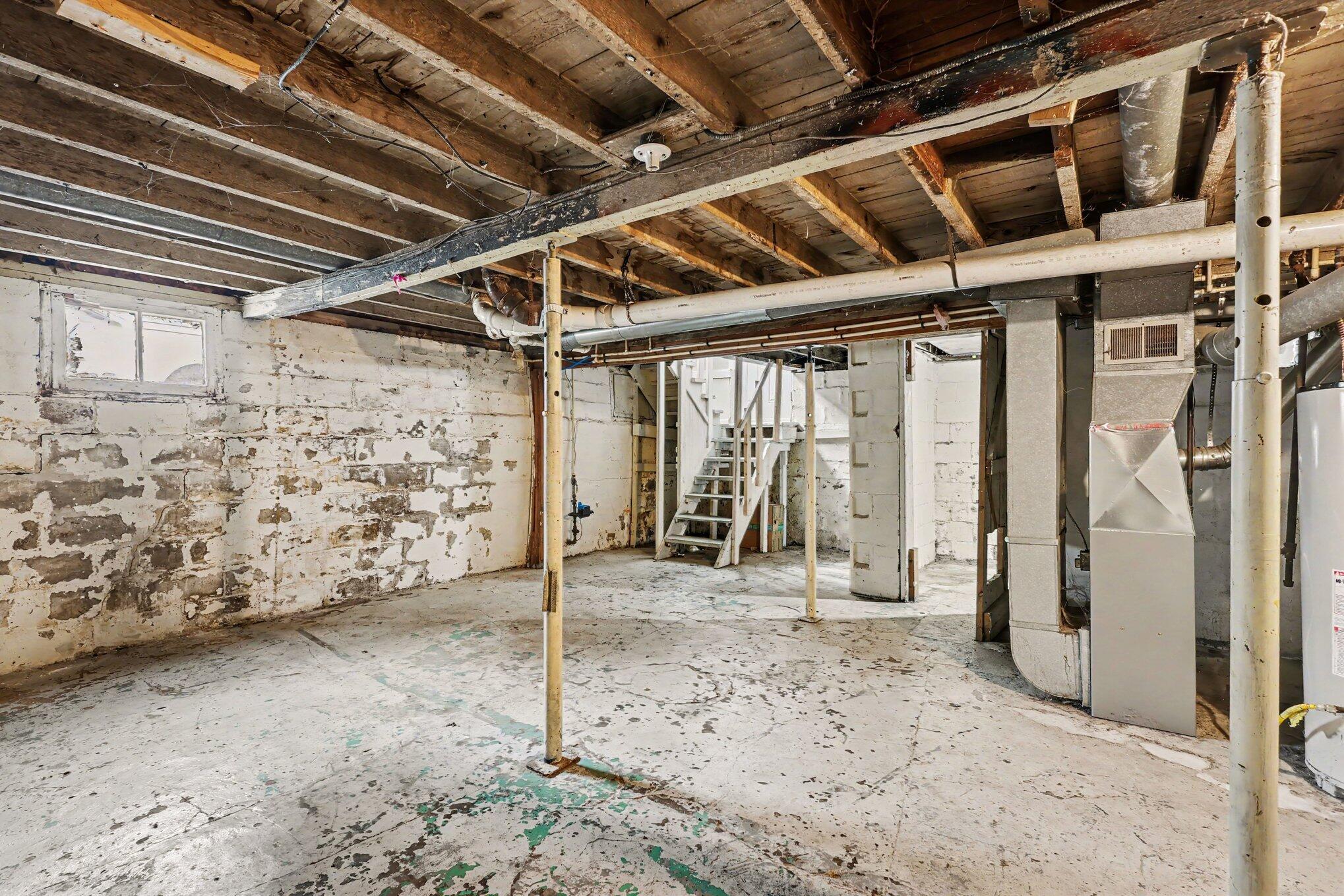 1768 Henry Street Muskegon MI 49441