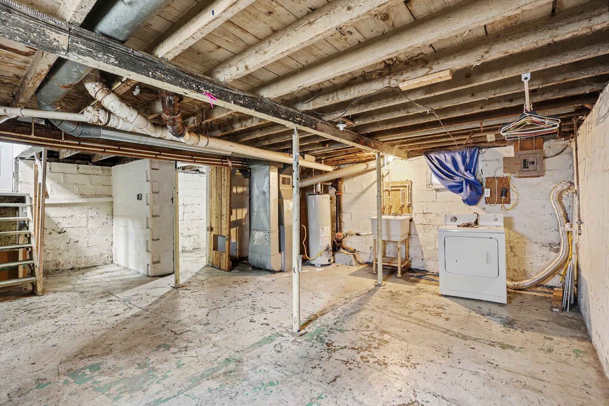 1768 Henry Street Muskegon MI 49441