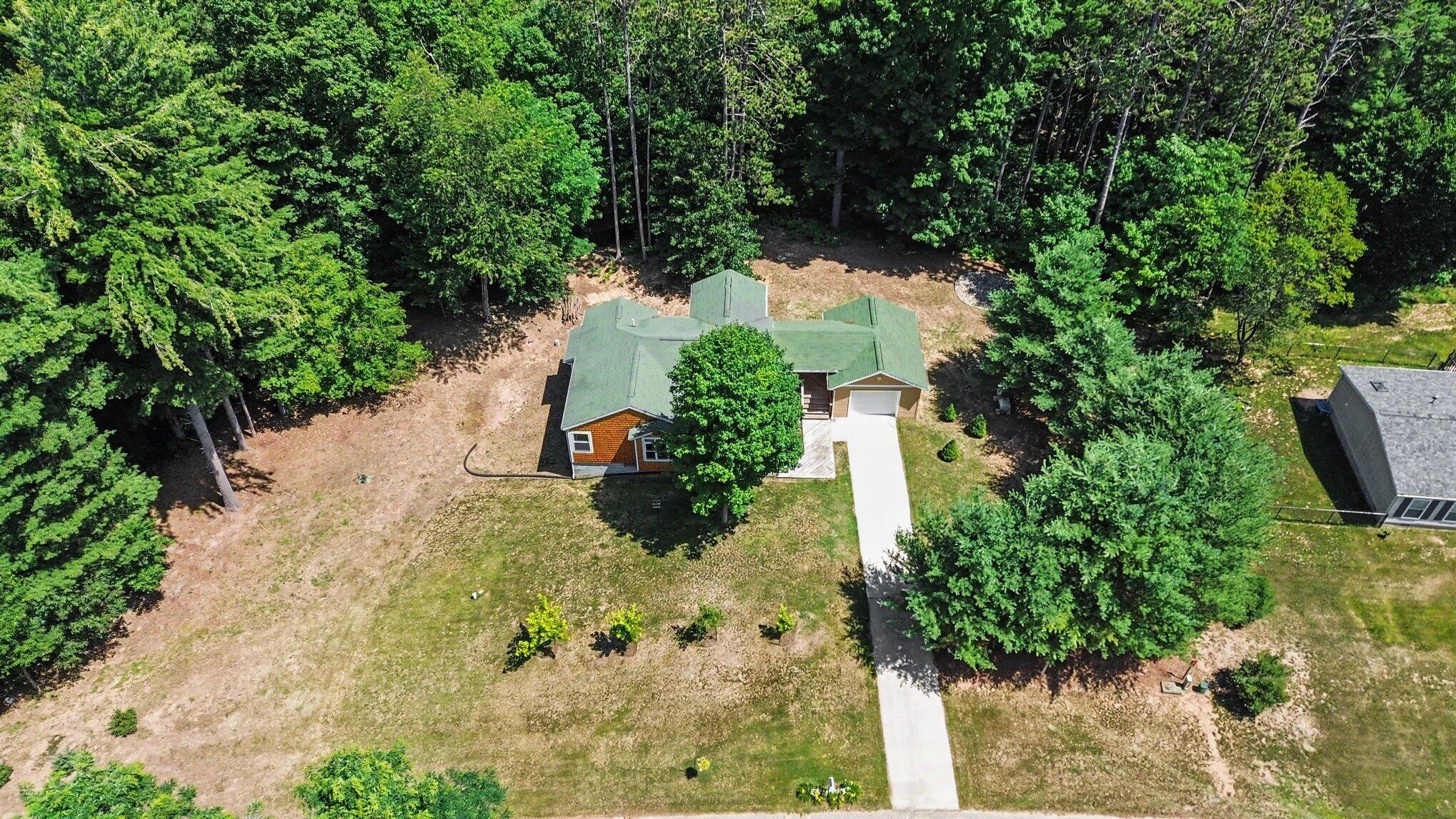 1072 N Brookridge Road Ludington MI 49431