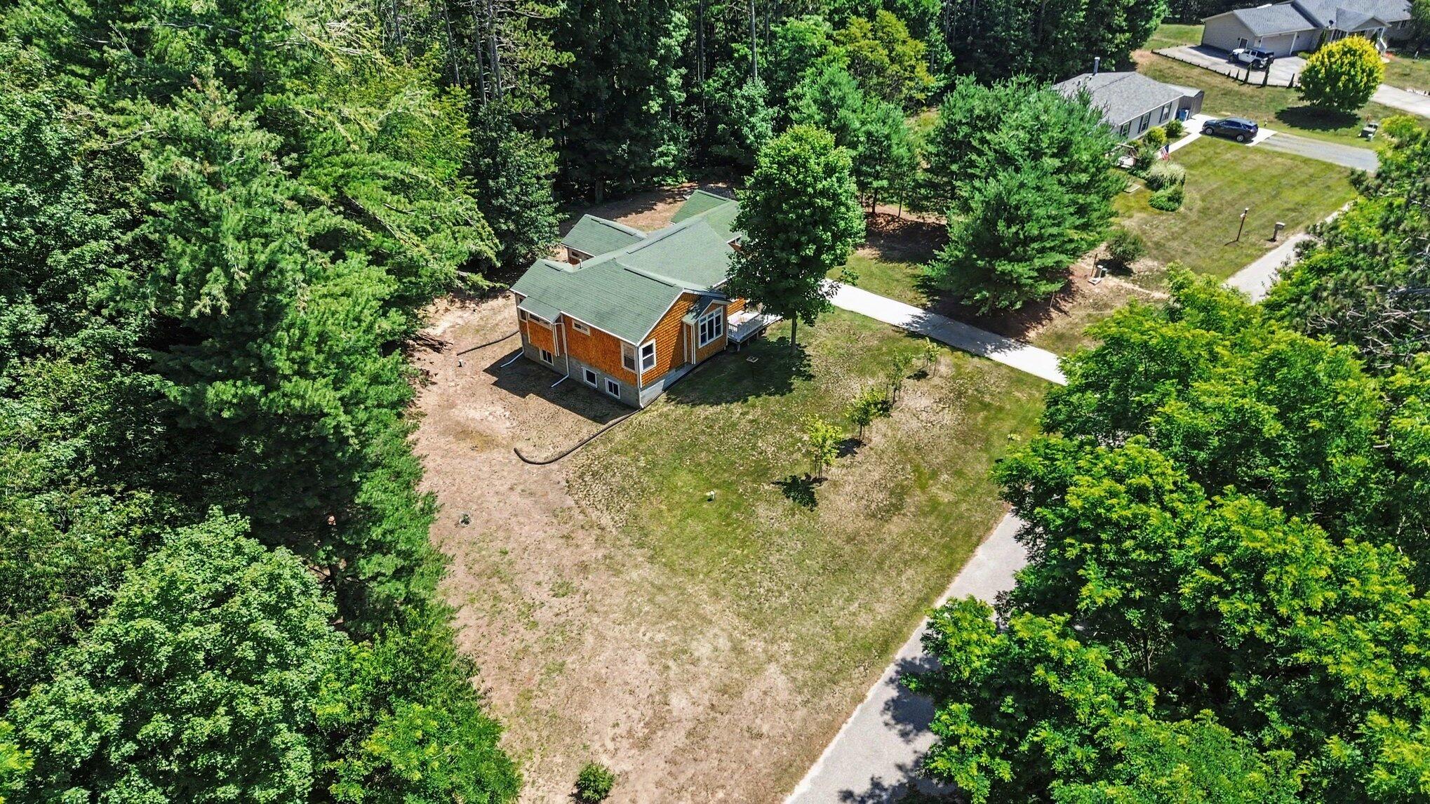 1072 N Brookridge Road Ludington MI 49431
