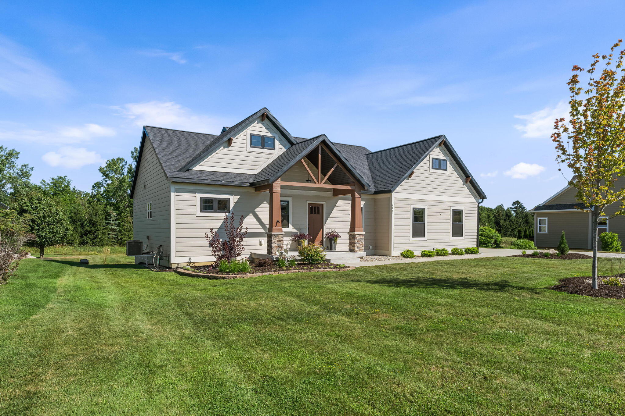 6691 Yamoto Way Fennville MI 49408