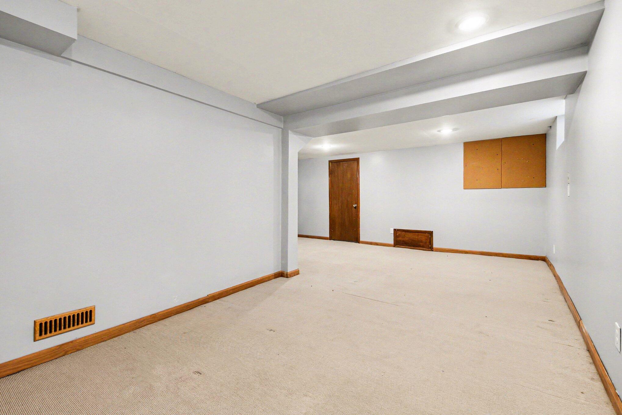 47 Carlton Avenue SE Grand Rapids MI 49506