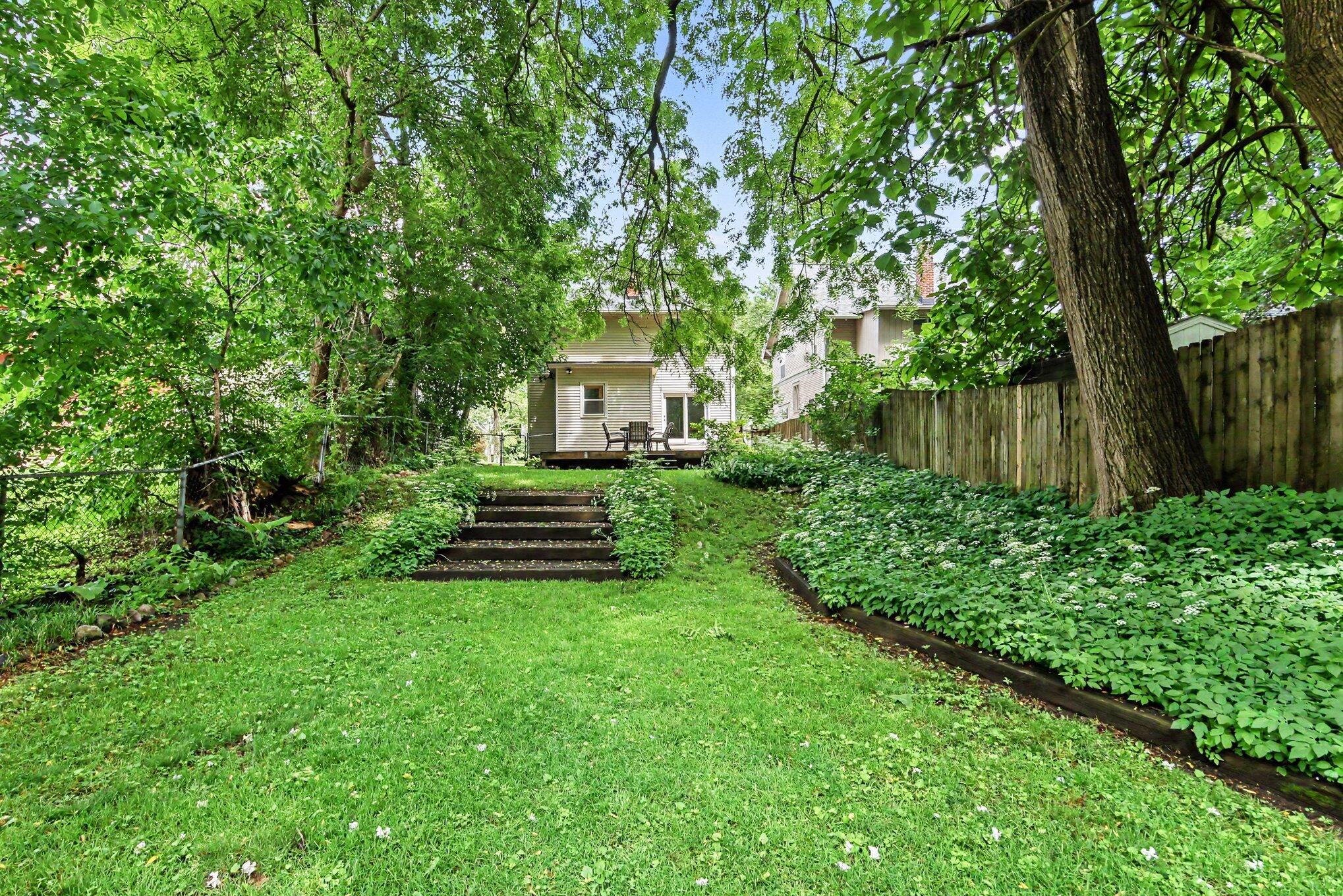 47 Carlton Avenue SE Grand Rapids MI 49506
