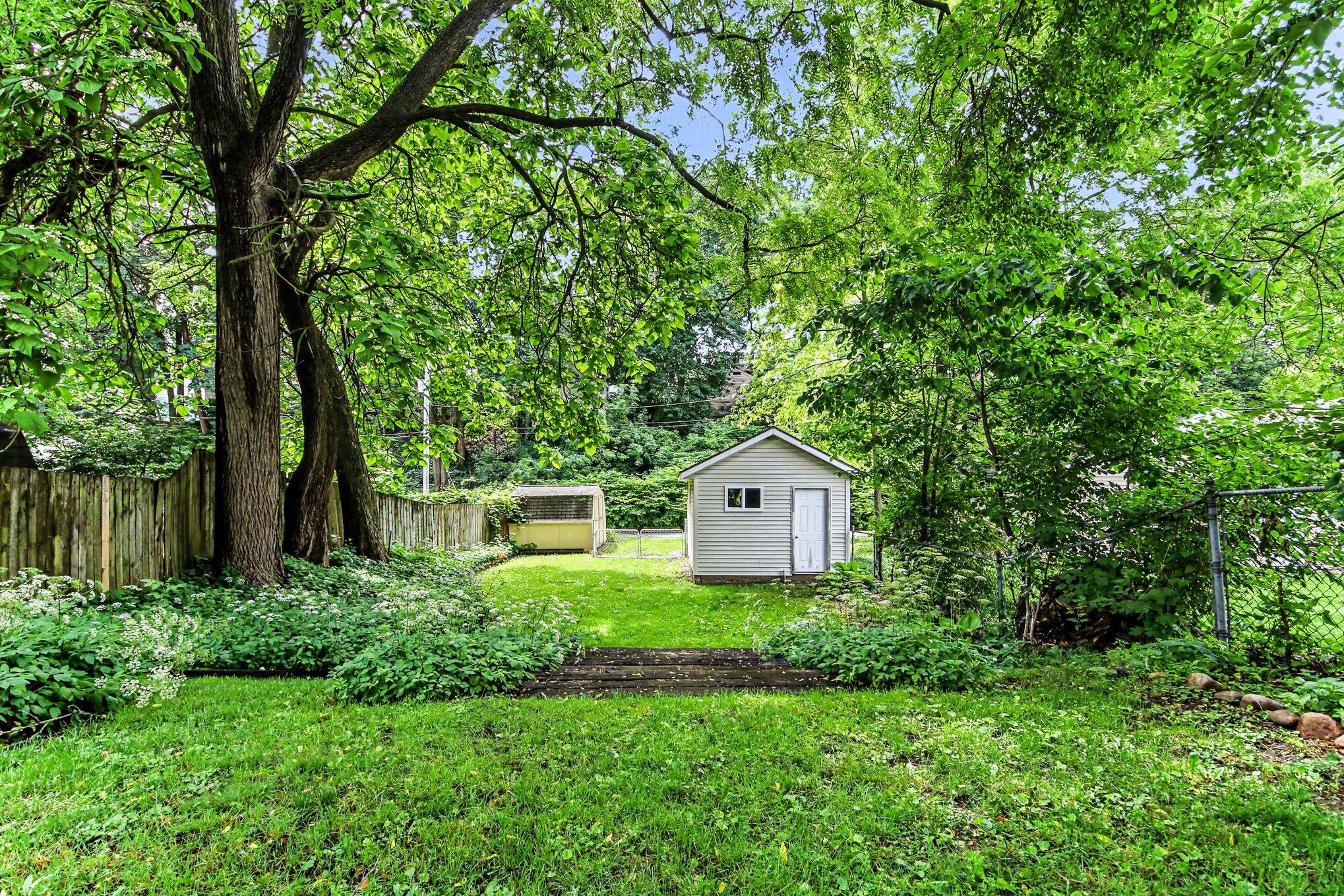 47 Carlton Avenue SE Grand Rapids MI 49506