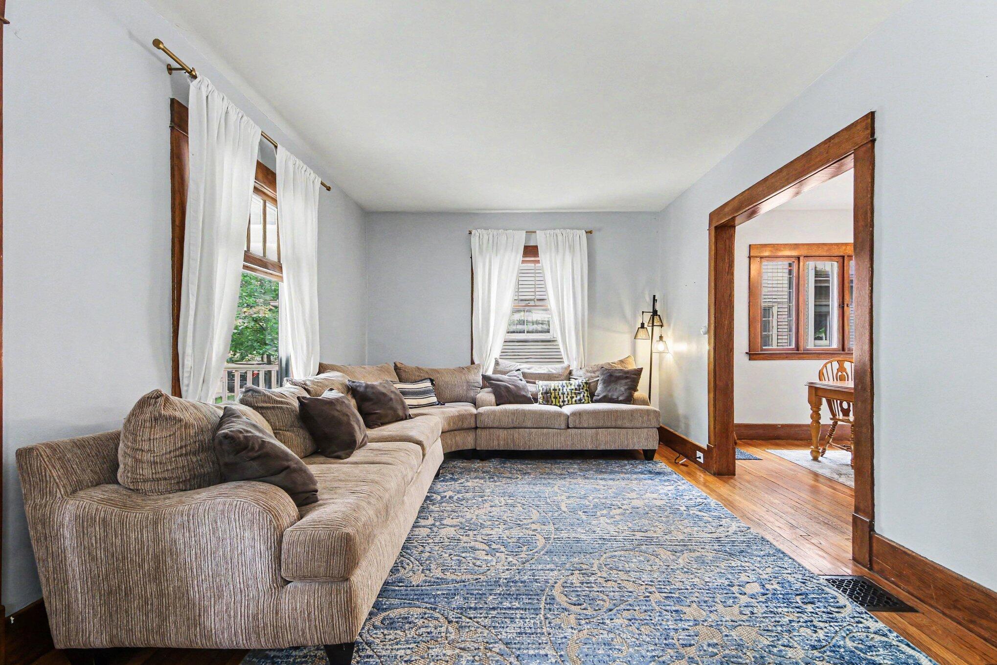 47 Carlton Avenue SE Grand Rapids MI 49506