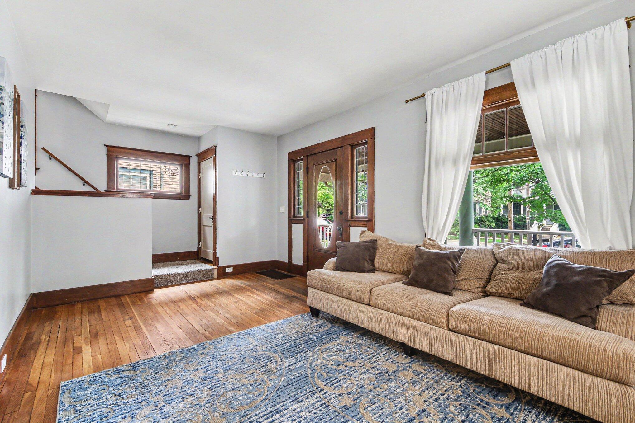 47 Carlton Avenue SE Grand Rapids MI 49506