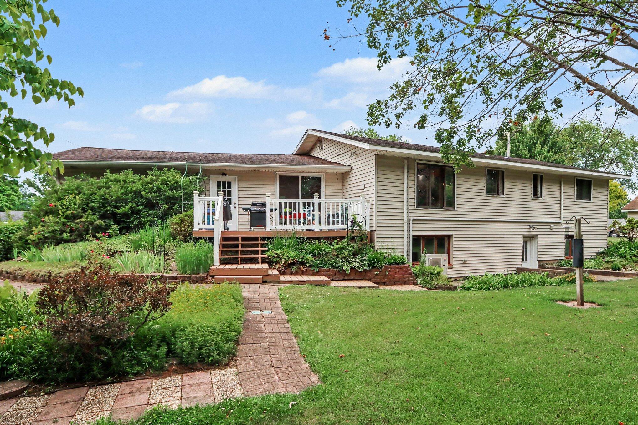 9946 Handel Street Portage MI 49024