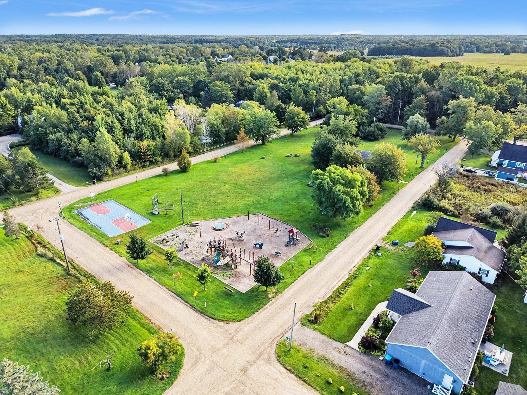 7264 B Street South Haven MI 49090