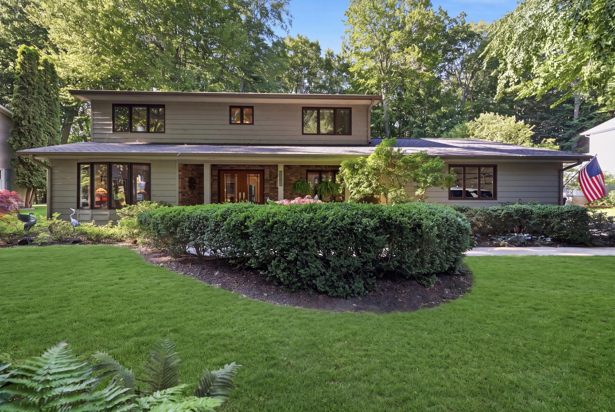 17565 Beech Hill Drive Grand Haven MI 49417