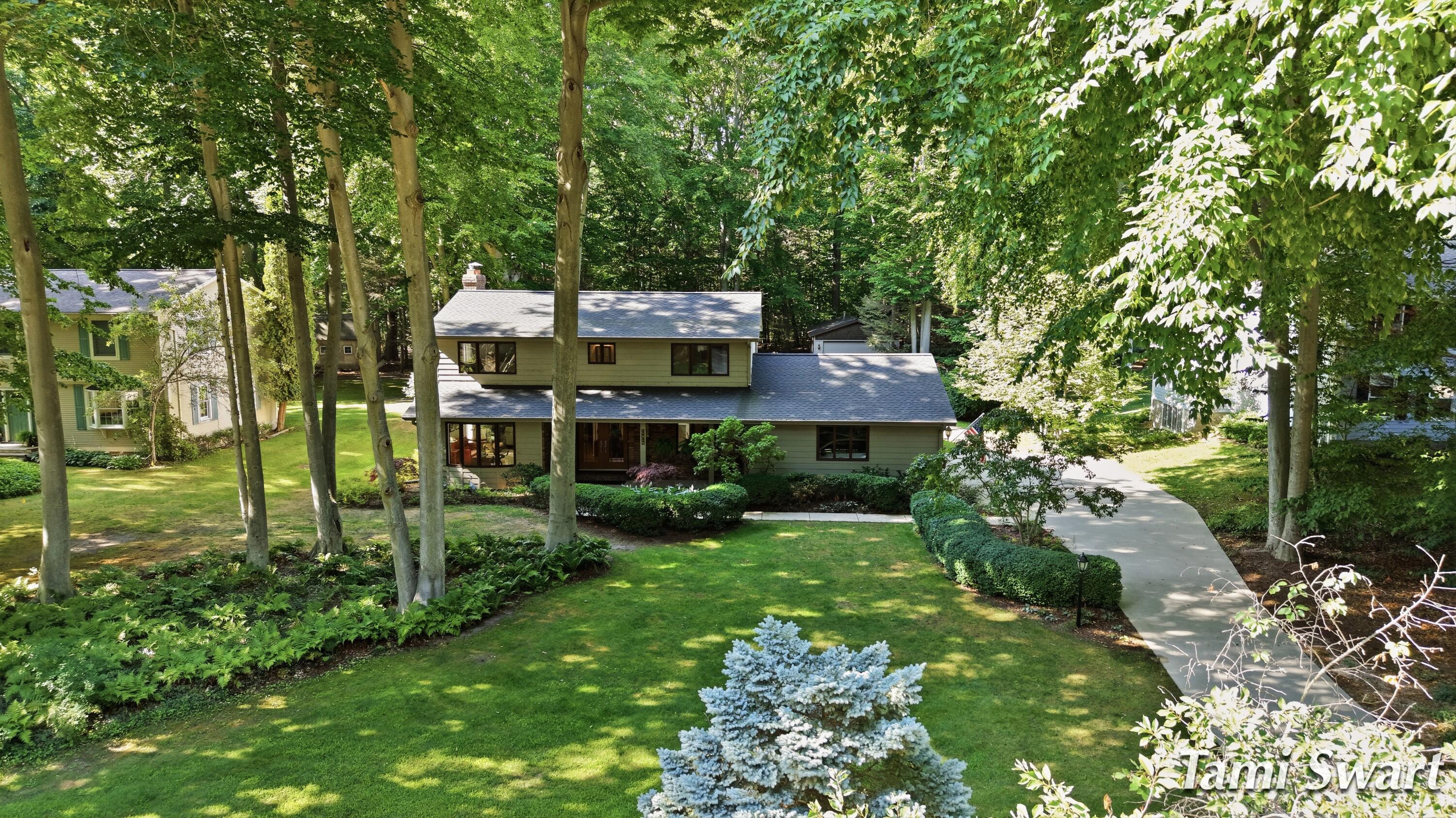 17565 Beech Hill Drive Grand Haven MI 49417