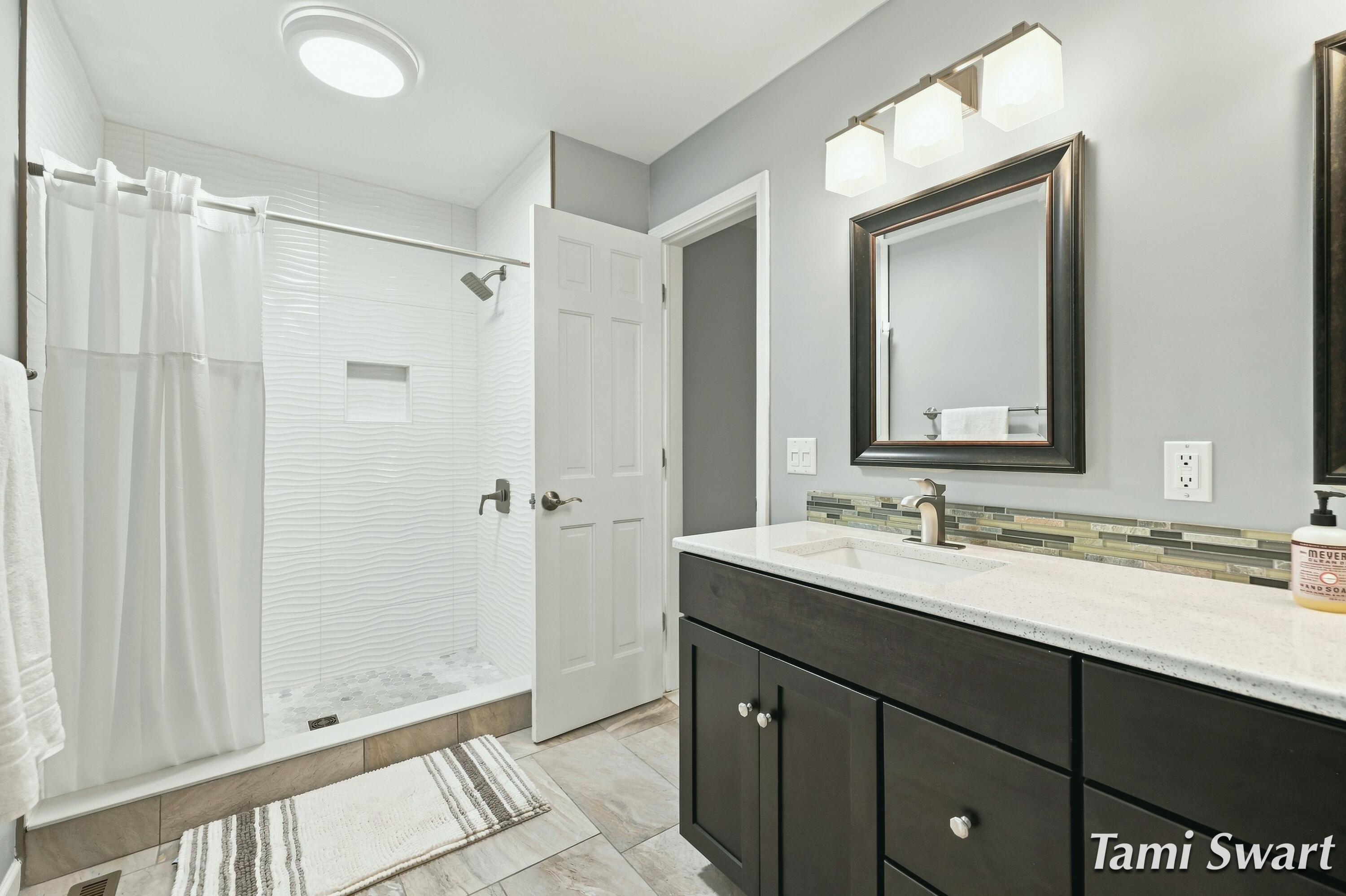 17565 Beech Hill Drive Grand Haven MI 49417