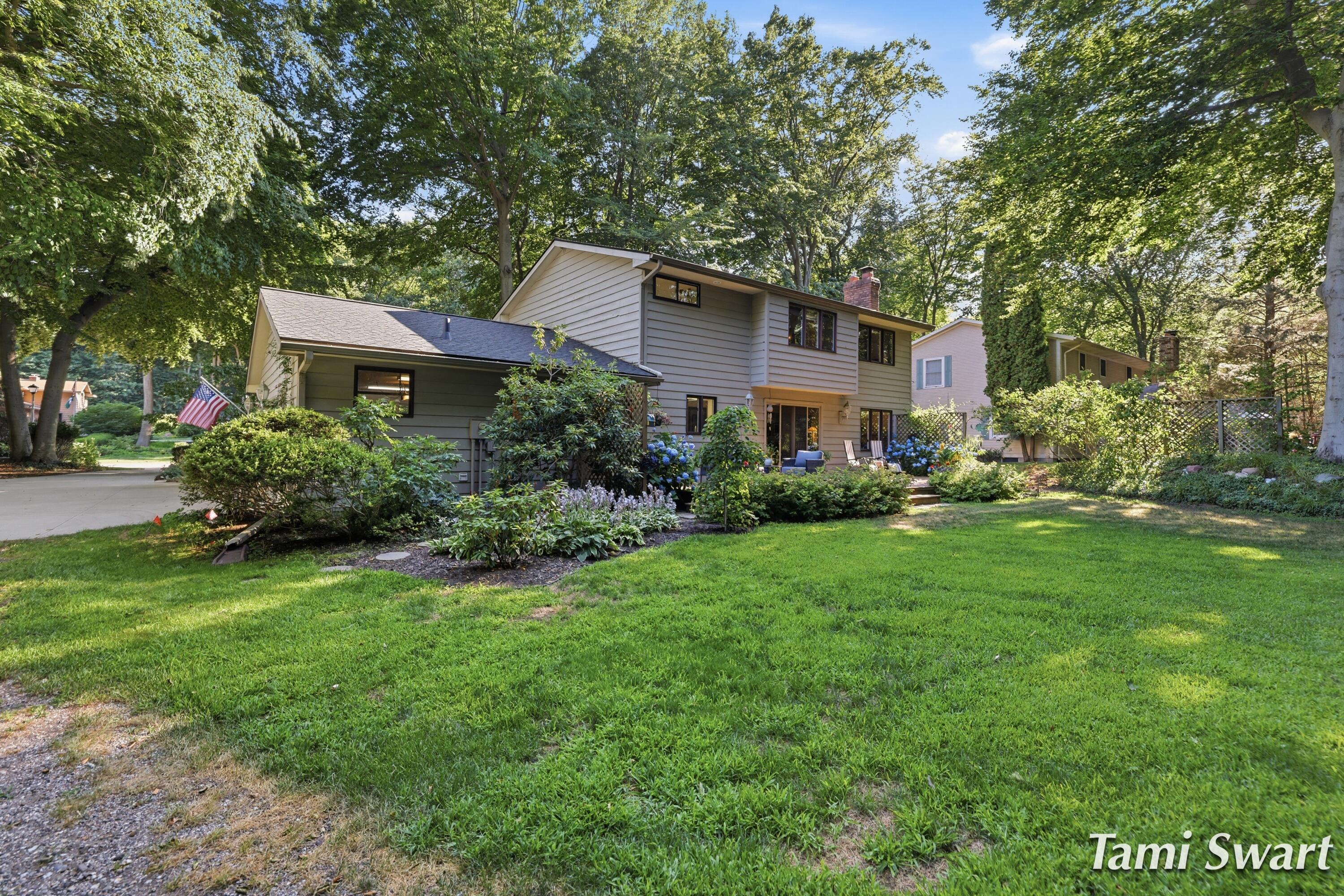 17565 Beech Hill Drive Grand Haven MI 49417