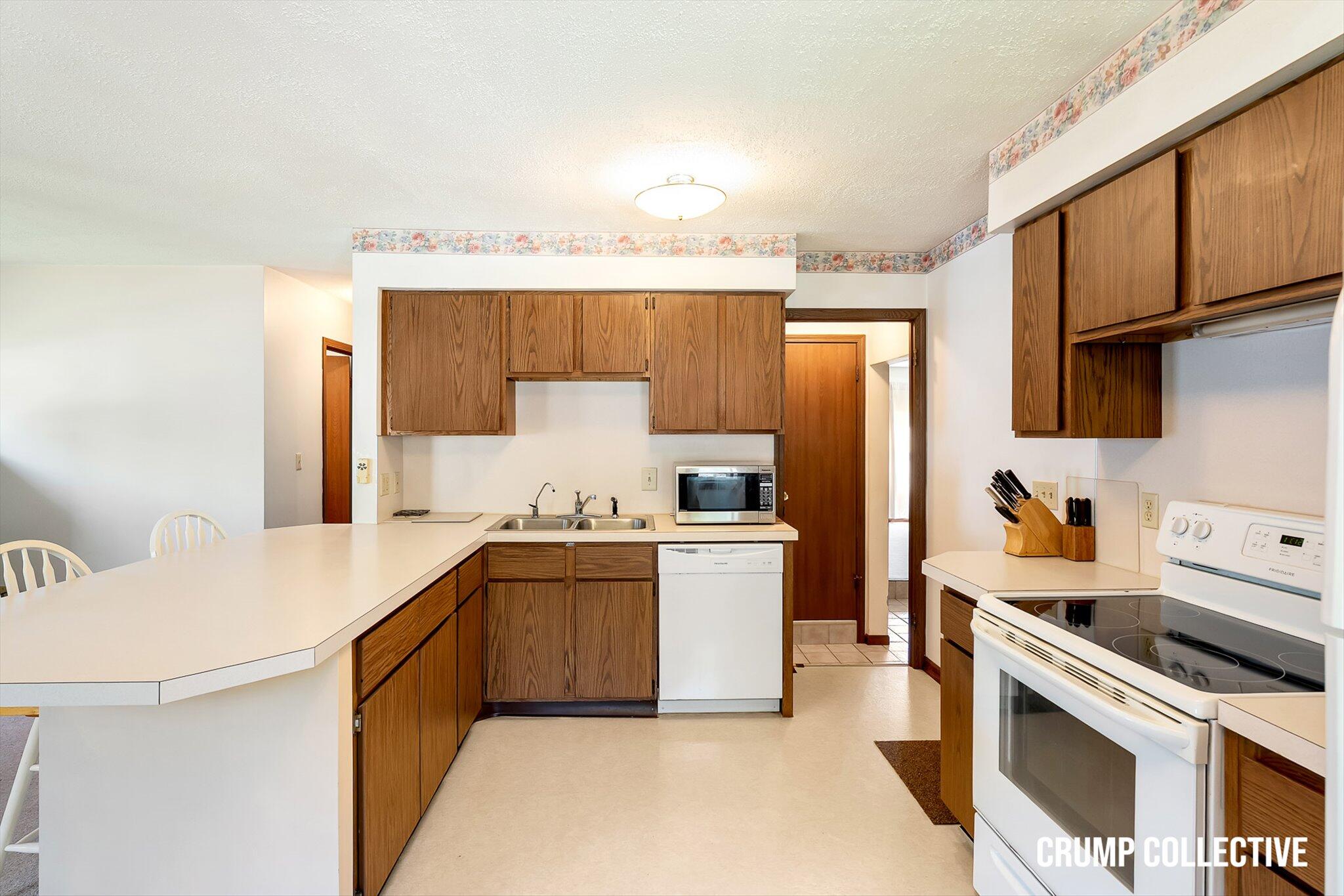 3410 Benjamin Avenue NE Grand Rapids MI 49525