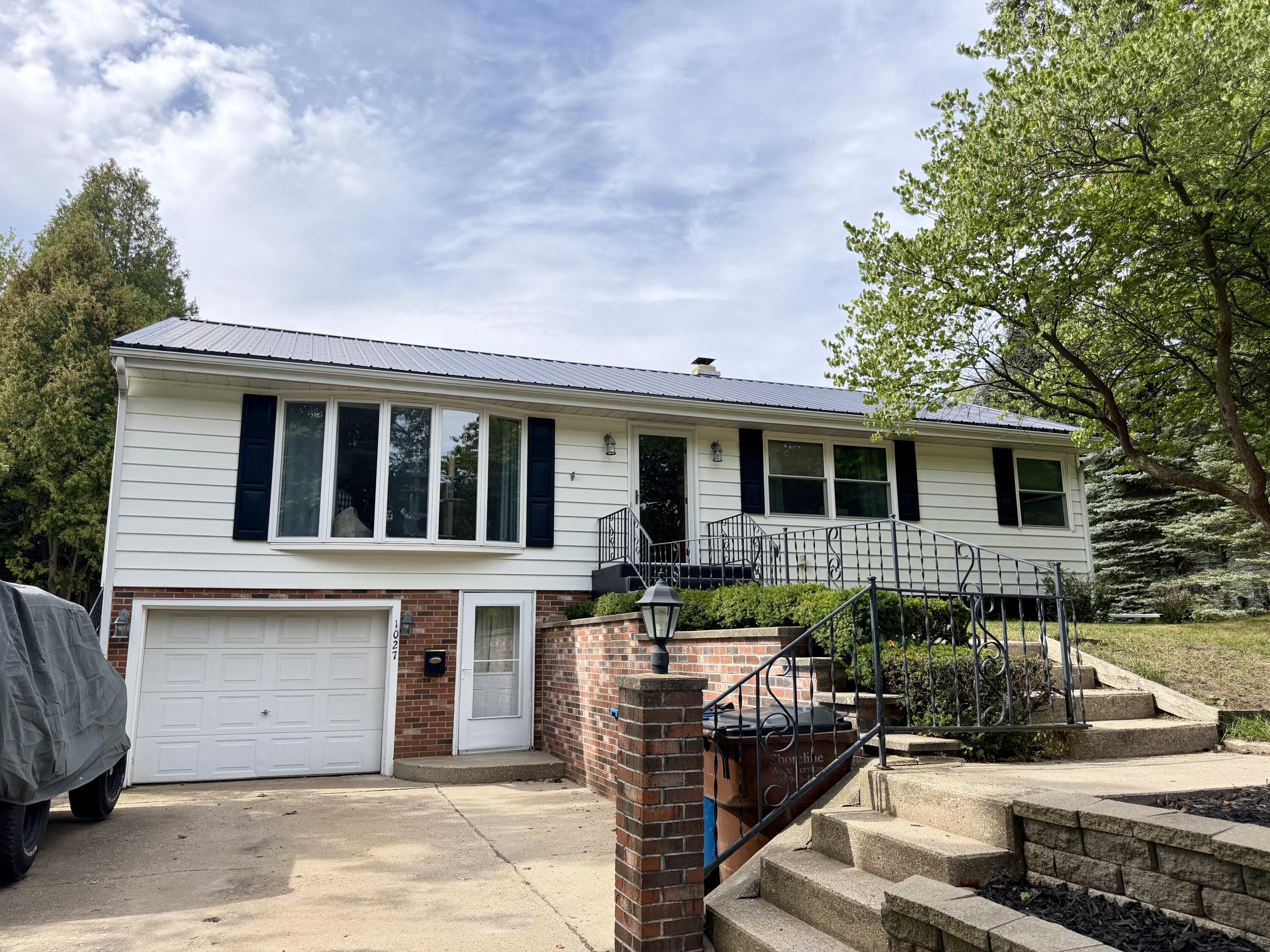 1027 N Rath Avenue Ludington MI 49431