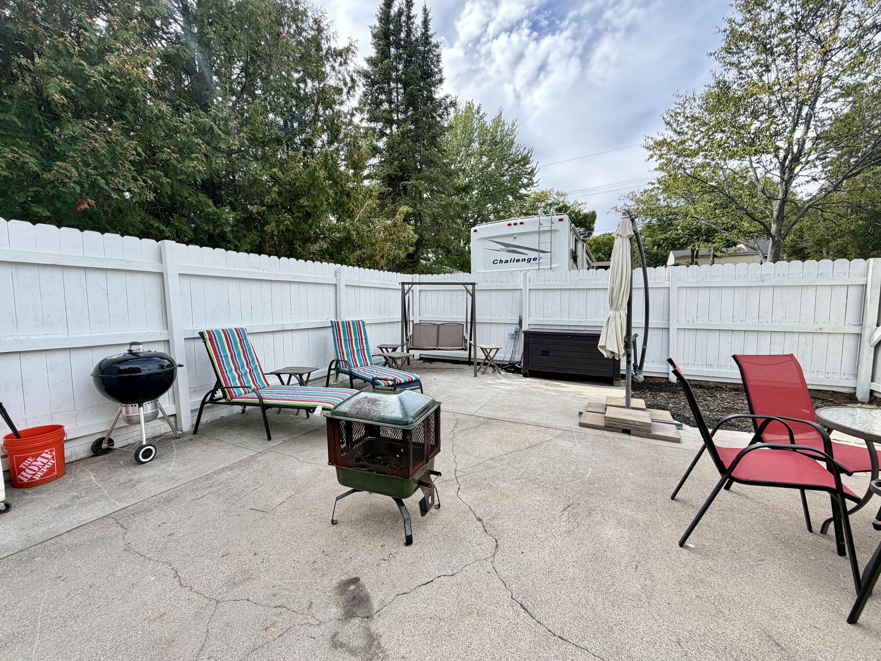1027 N Rath Avenue Ludington MI 49431