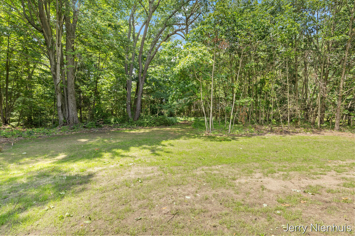 912 Blueberry Pine Court Allegan MI 49010