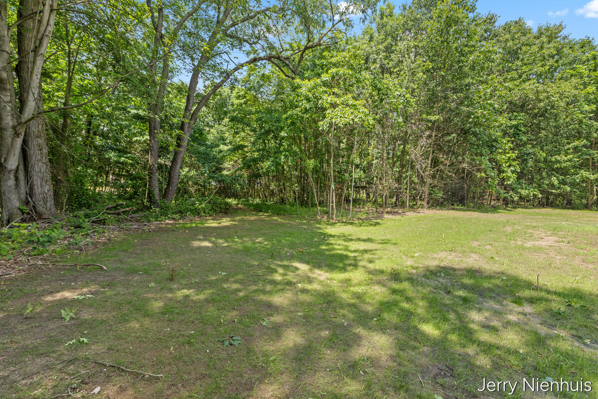 912 Blueberry Pine Court Allegan MI 49010