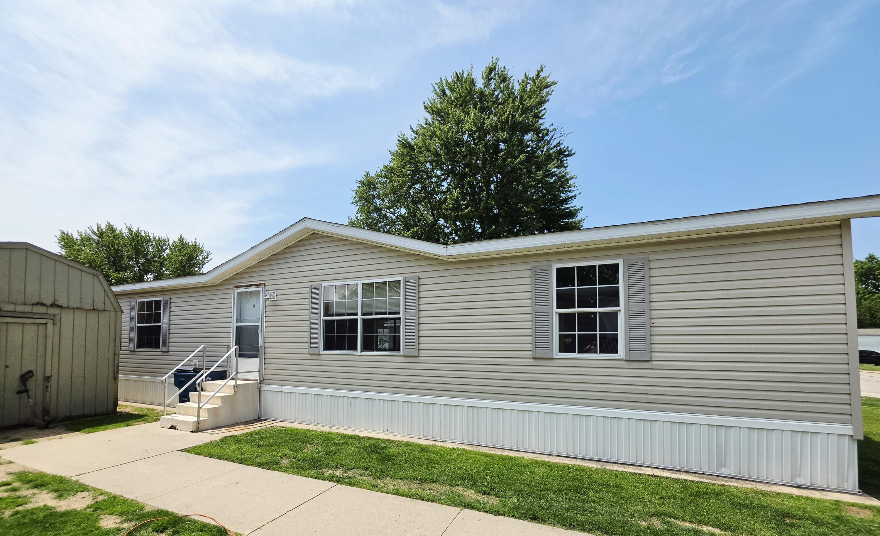 6716 Peyton Place Kalamazoo MI 49048