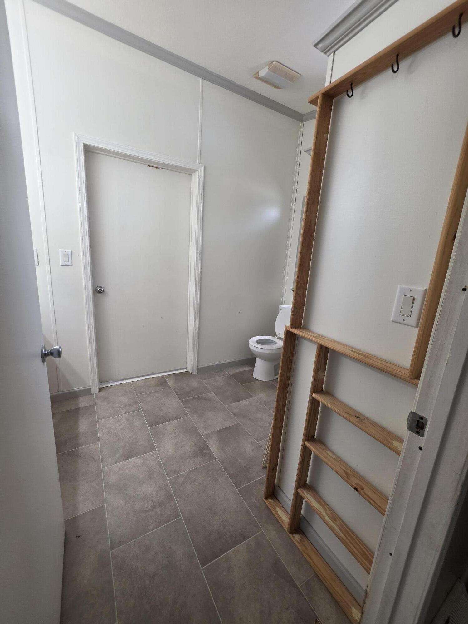 6716 Peyton Place Kalamazoo MI 49048