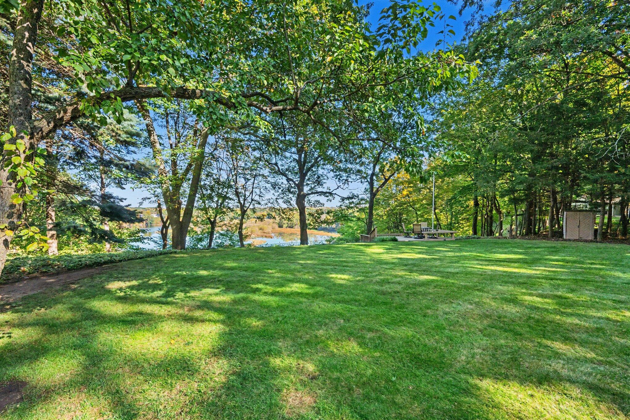 472 Lake Drive Allegan MI 49010