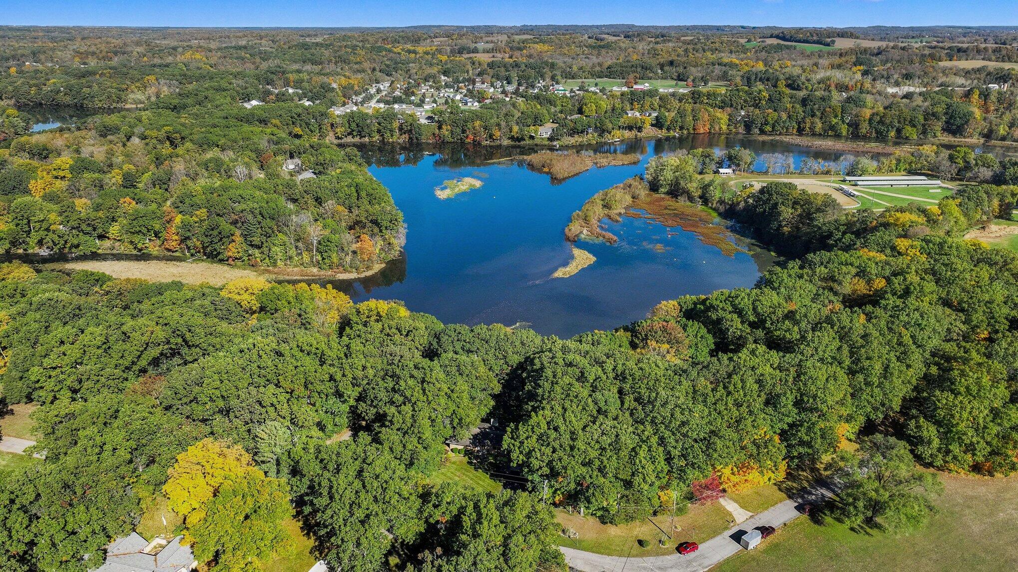 472 Lake Drive Allegan MI 49010