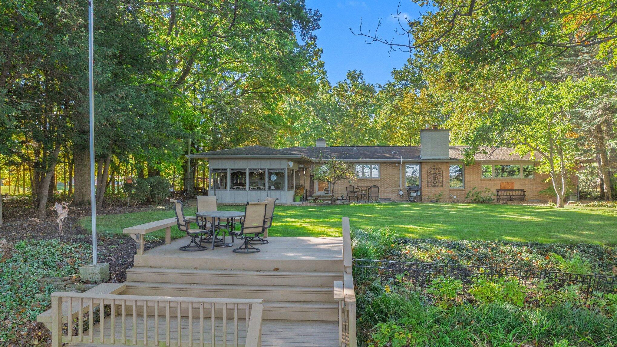 472 Lake Drive Allegan MI 49010