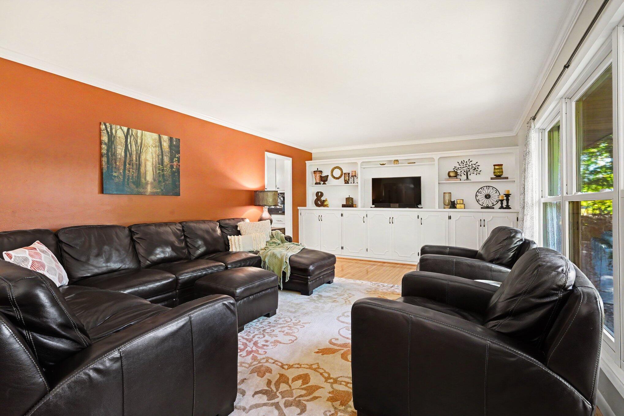 472 Lake Drive Allegan MI 49010