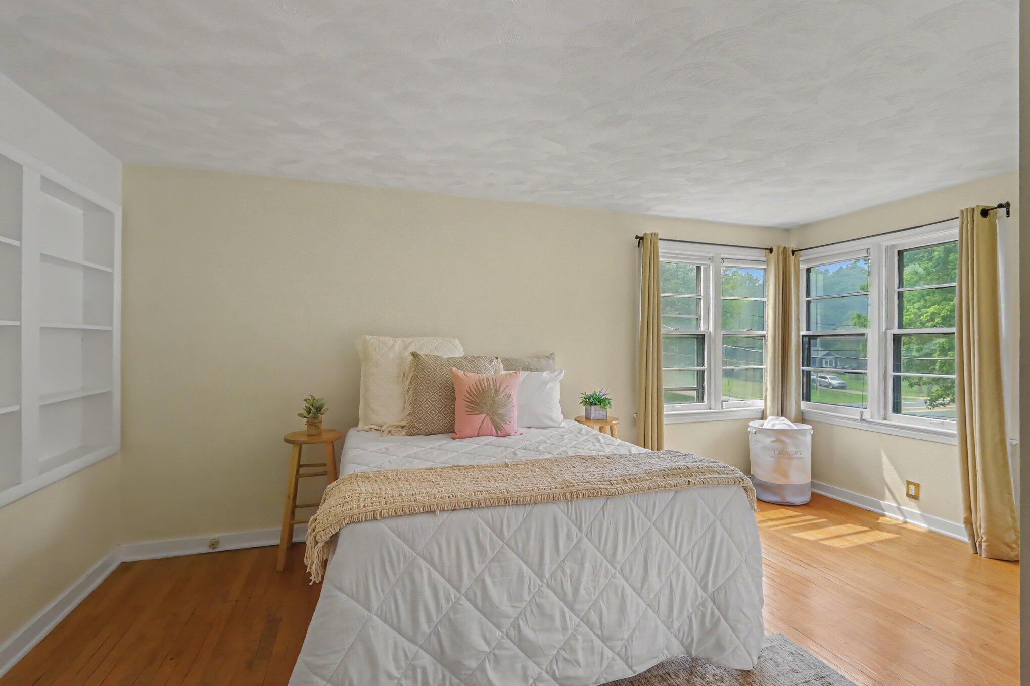 5478 Parkview Avenue Kalamazoo MI 49009