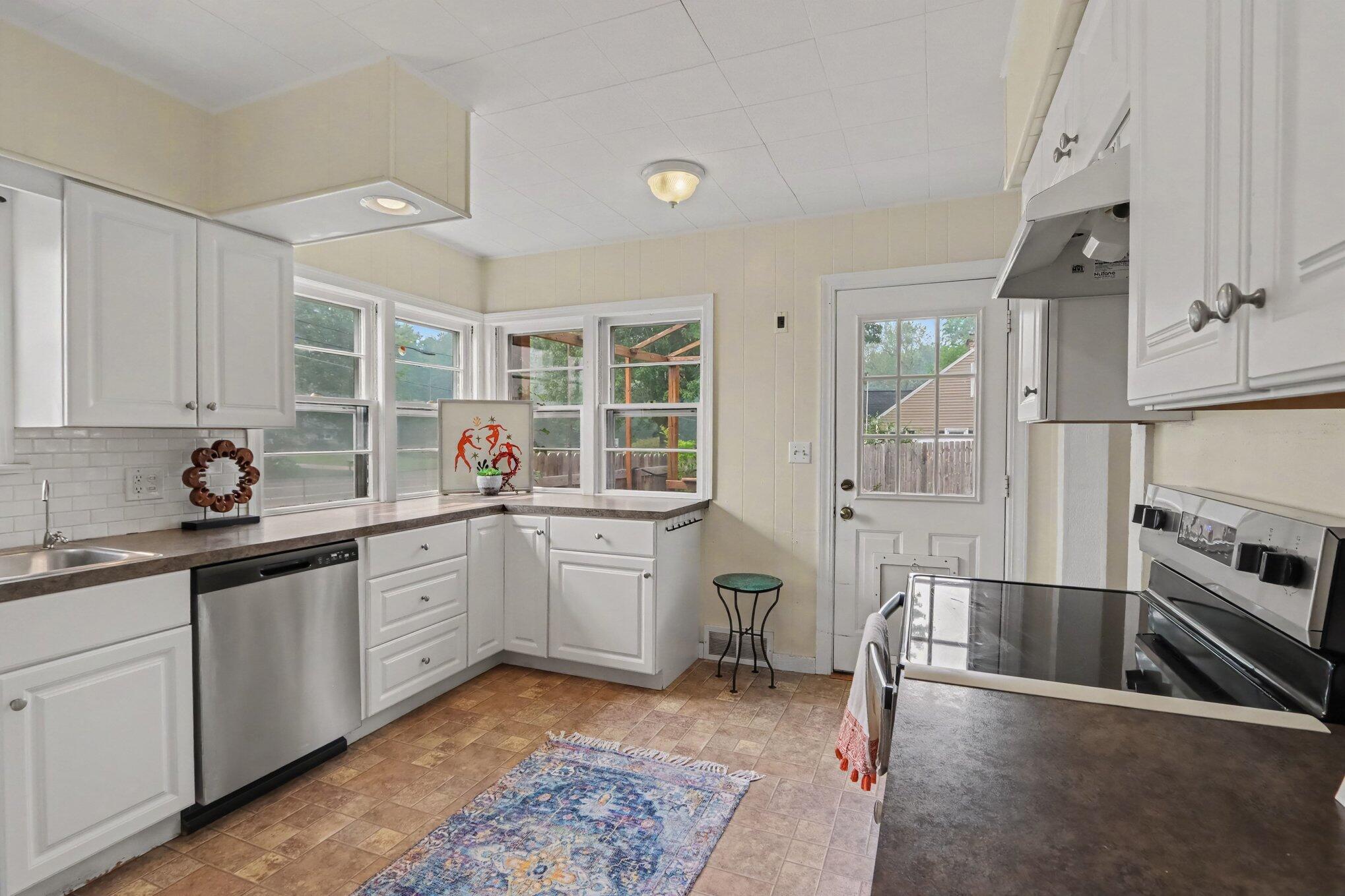 5478 Parkview Avenue Kalamazoo MI 49009
