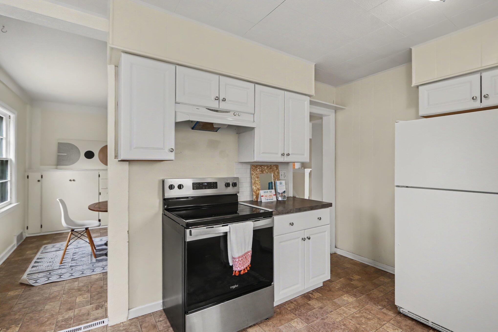5478 Parkview Avenue Kalamazoo MI 49009