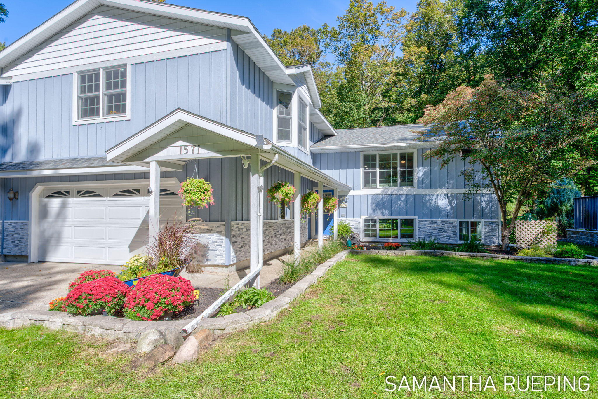 1571 Waukazoo Drive Holland MI 49424