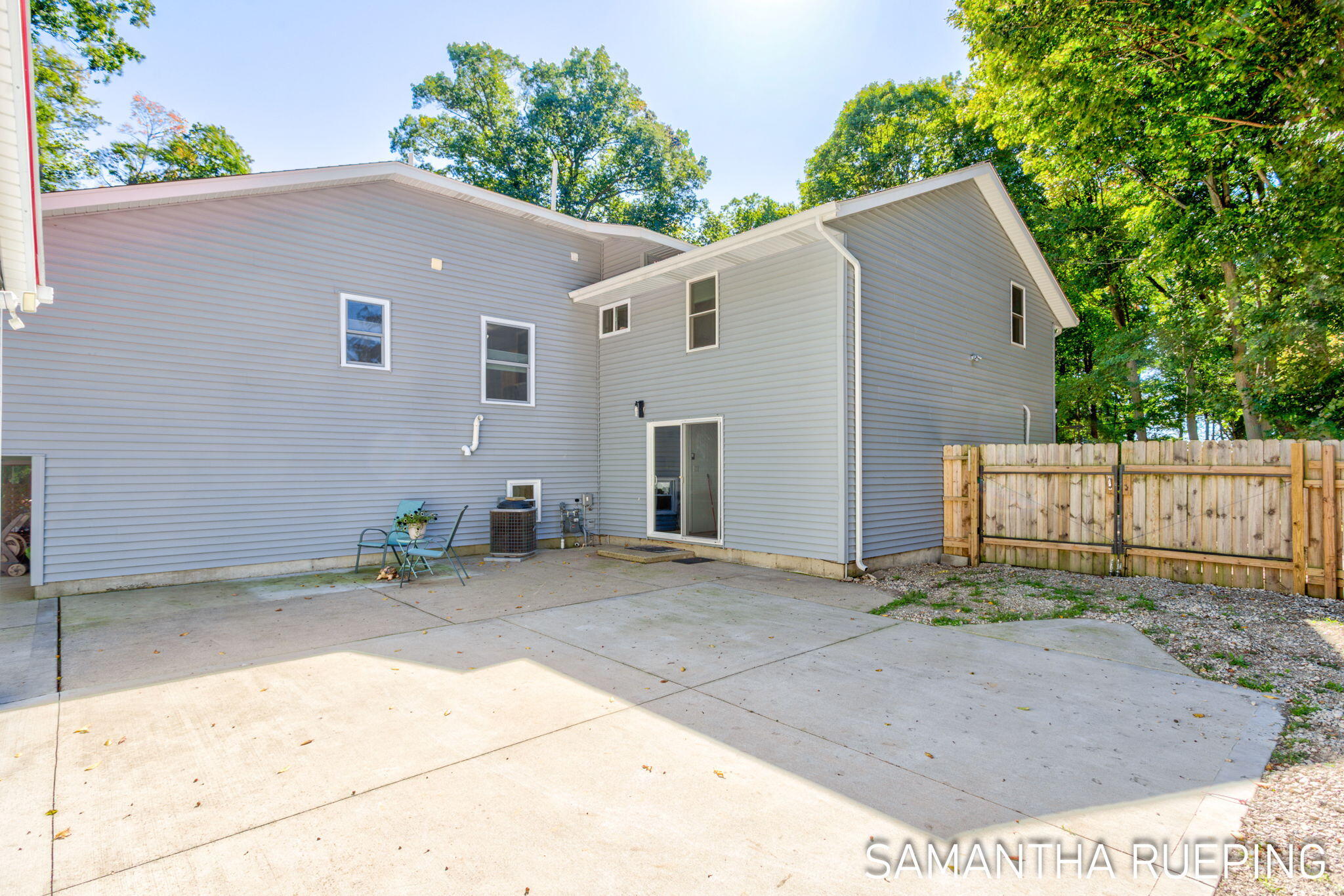 1571 Waukazoo Drive Holland MI 49424