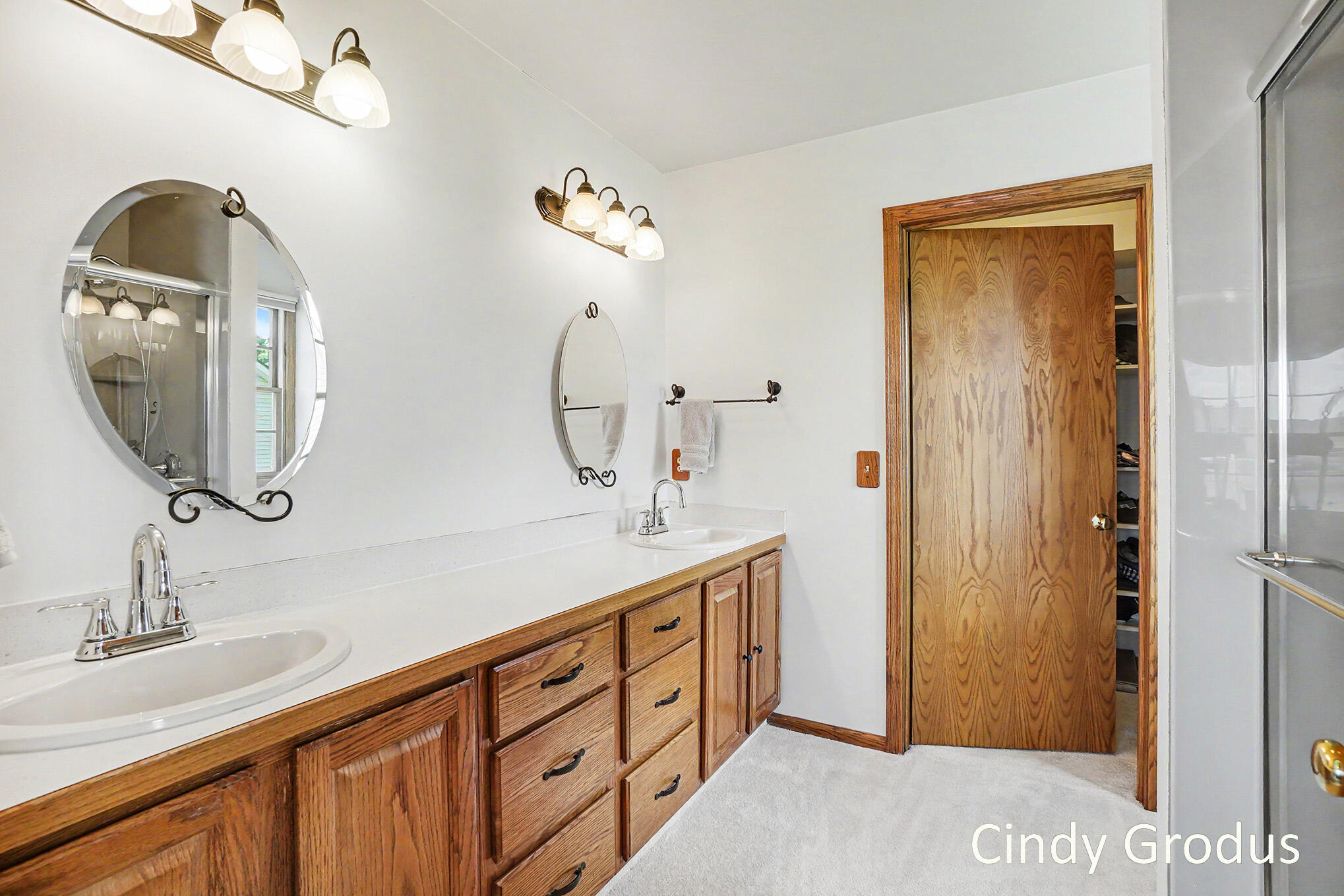 975 Bluff Lake Drive Zeeland MI 49464
