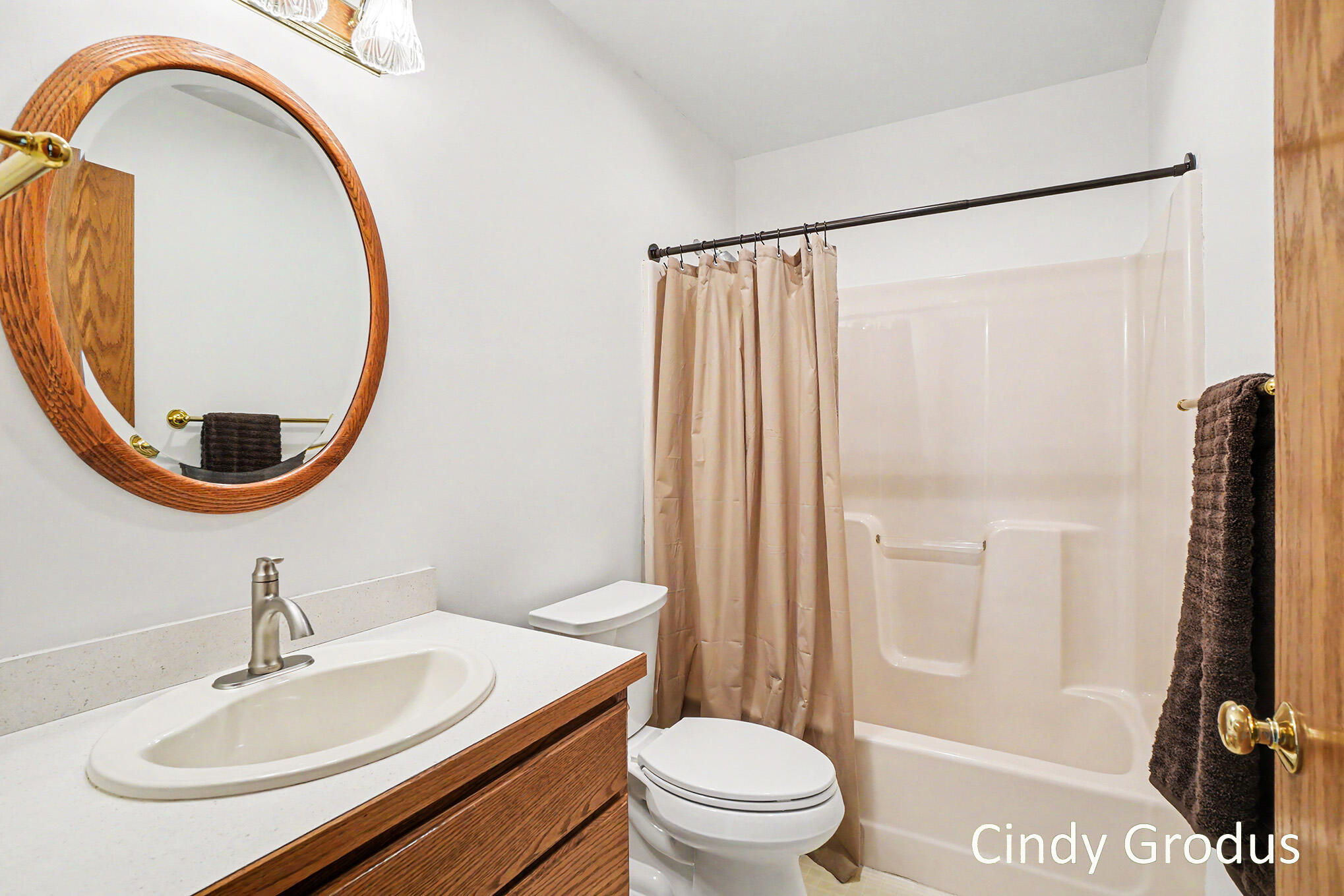 975 Bluff Lake Drive Zeeland MI 49464