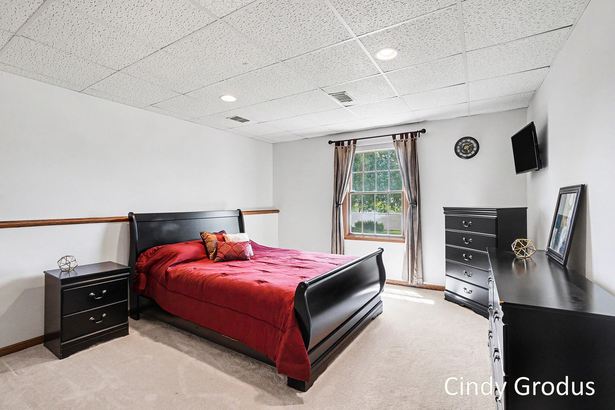975 Bluff Lake Drive Zeeland MI 49464