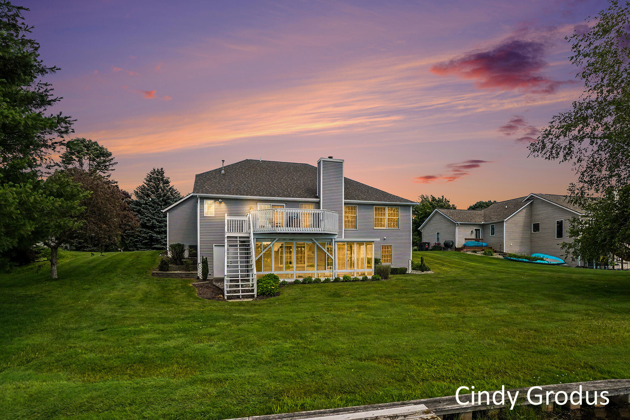 975 Bluff Lake Drive Zeeland MI 49464