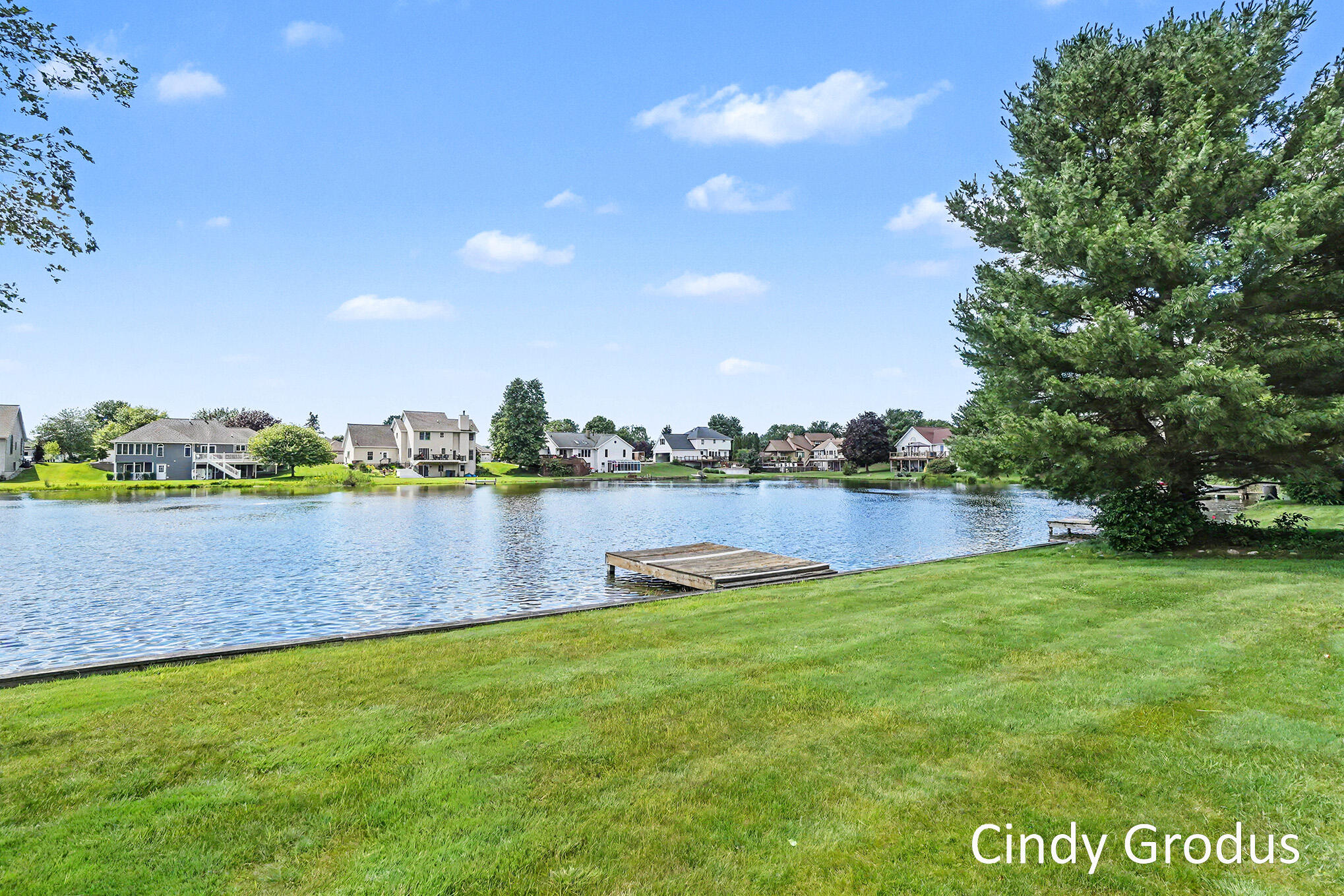 975 Bluff Lake Drive Zeeland MI 49464