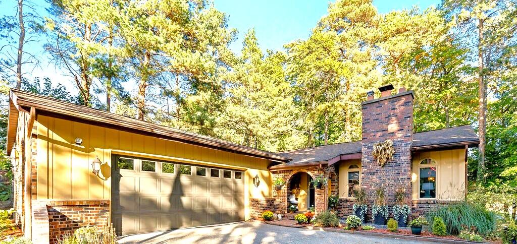 14666 Indian Trails Drive Grand Haven MI 49417