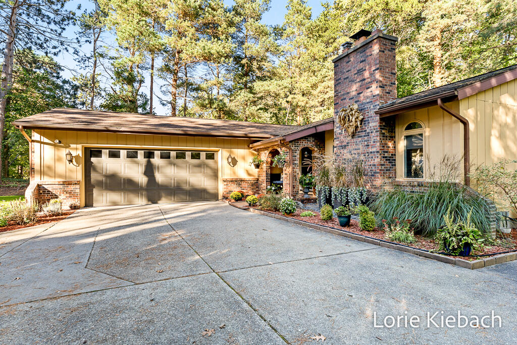 14666 Indian Trails Drive Grand Haven MI 49417