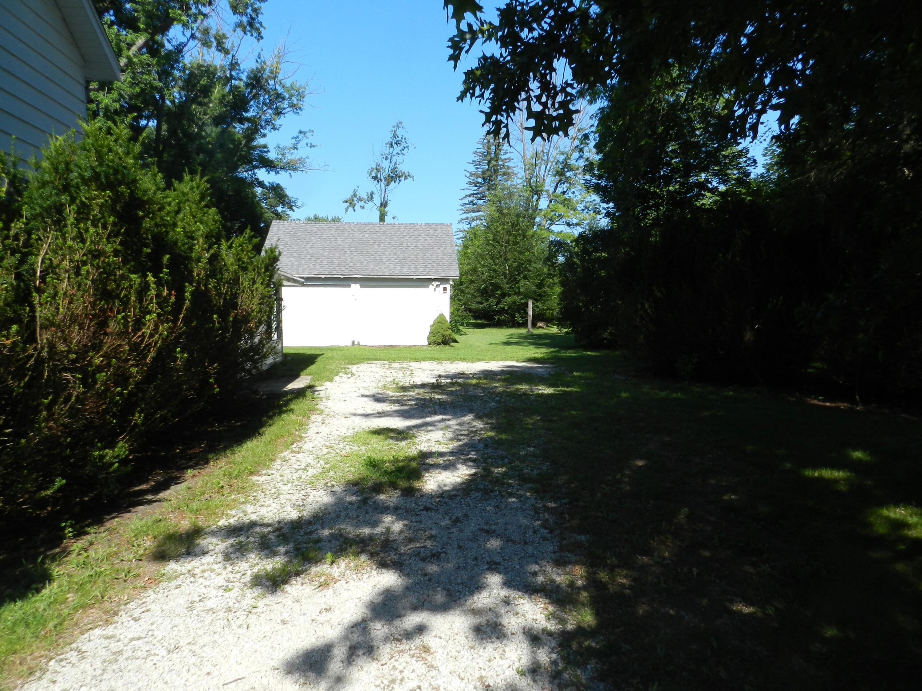 10344 Baldwin Road Bridgman MI 49106